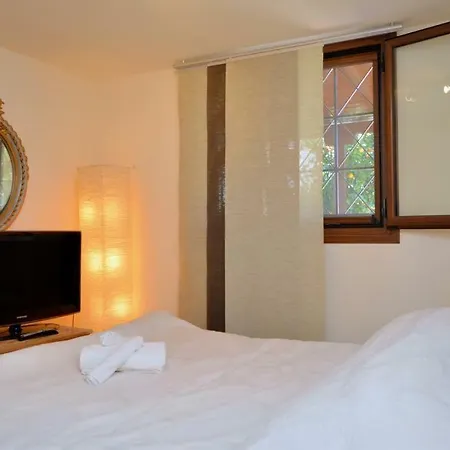 Дом отдыха Little Valley House Леонидион